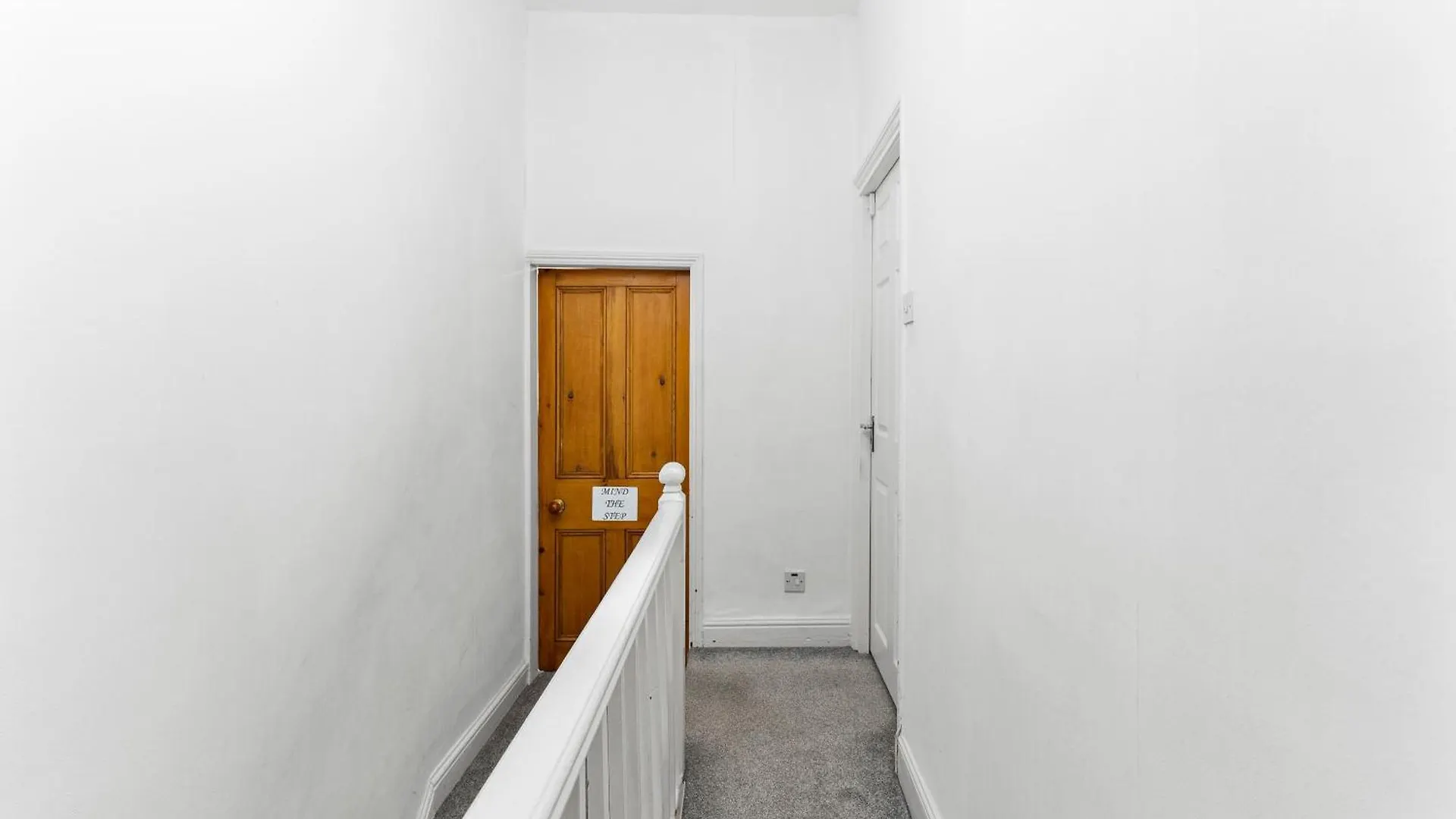 Simplistic Central 3 Bed In Chester - Garden 0*,