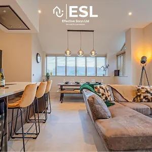 Stunning 4 Bedroom Chester